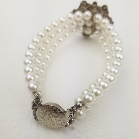 Artisan 925 SS & Faux Pearl Bracelet & Earrings - Picture 7 of 16